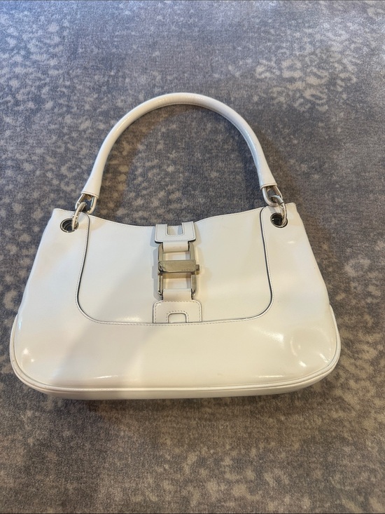 Gucci Handbags - GUCCI JACKIE WHITE BAG